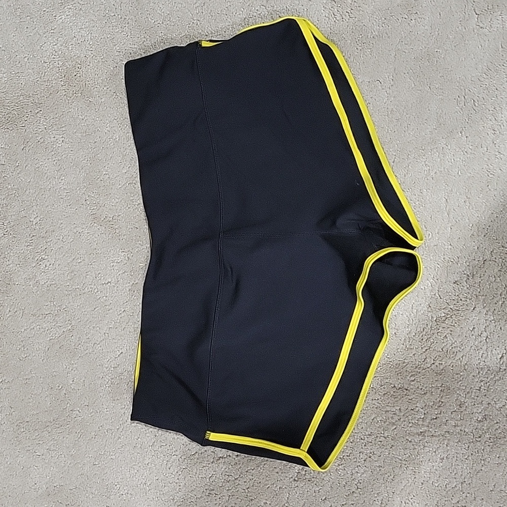 Athlio shorts